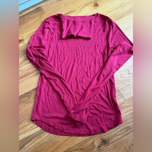 Aritzia Sunday Best Red Freshman Turtleneck Medium